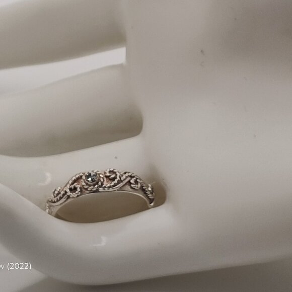 Cutest little braided silver ring, Size 7 1/2 - Picture 7 of 11